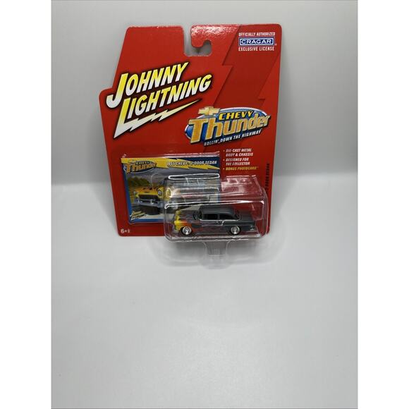 Johnny Lightning Chevy Thunder 1955 Chevy 2-Door Sedan NEW + FAST SHIPPING - Picture 1 of 7